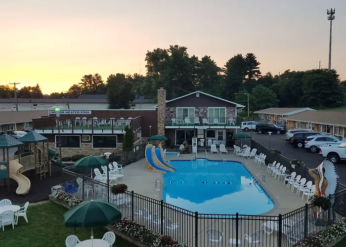 Black Hawk Motel & Suites