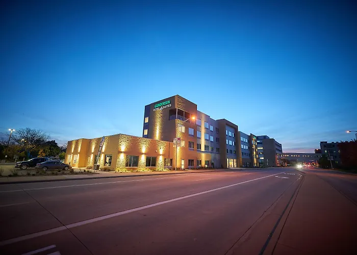 Gundersen Hotel & Suites